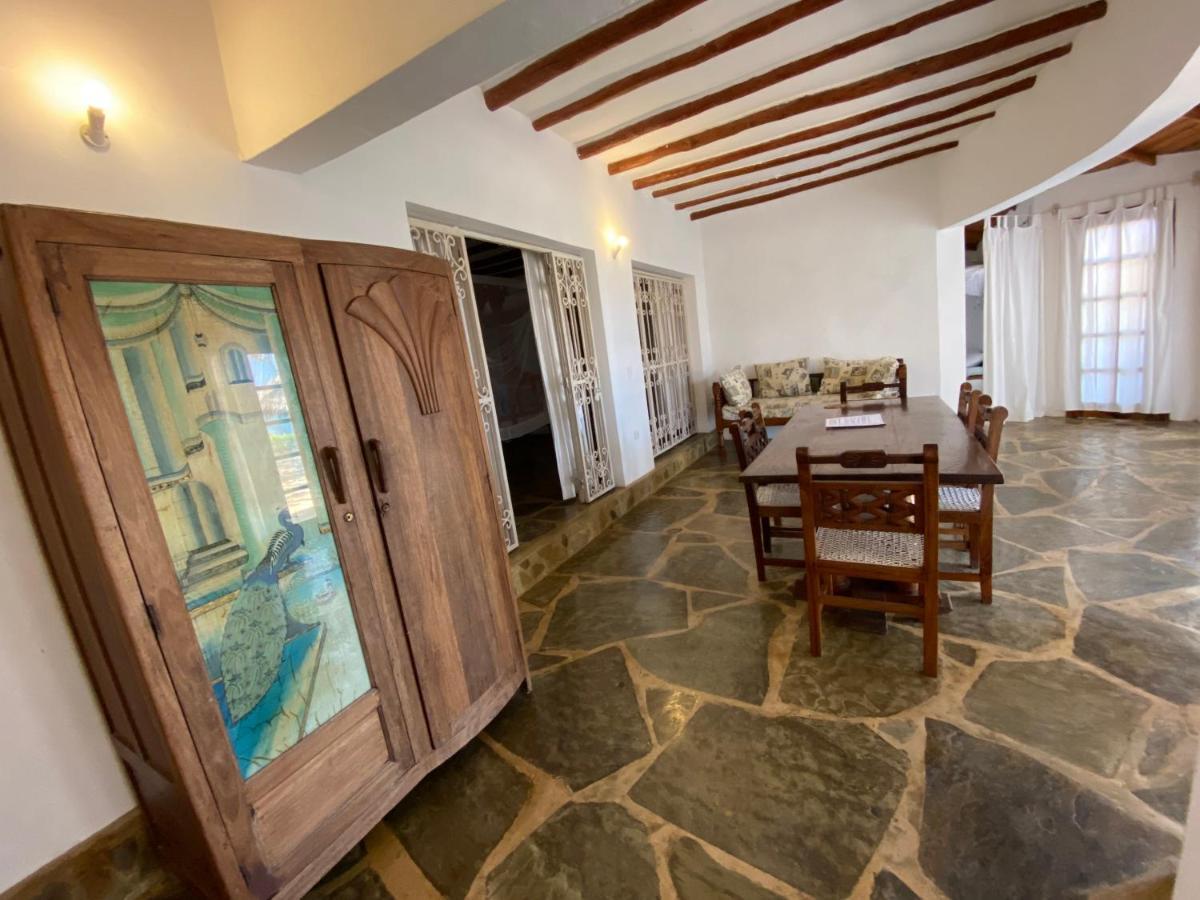 Silver Rock Hotel Malindi Exterior photo