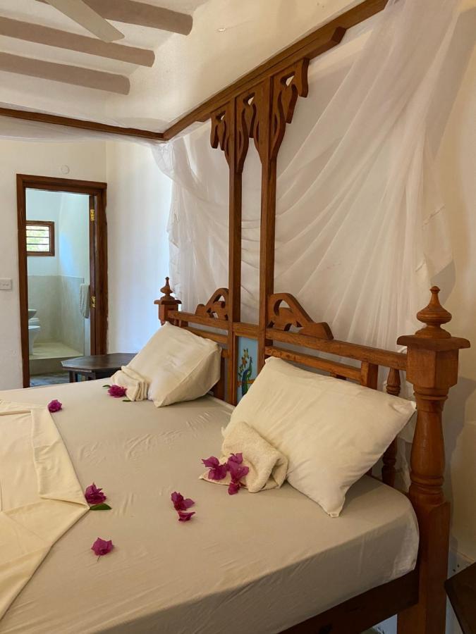 Silver Rock Hotel Malindi Exterior photo