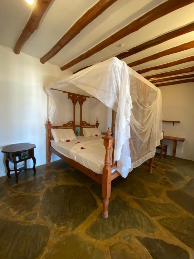 Silver Rock Hotel Malindi Exterior photo