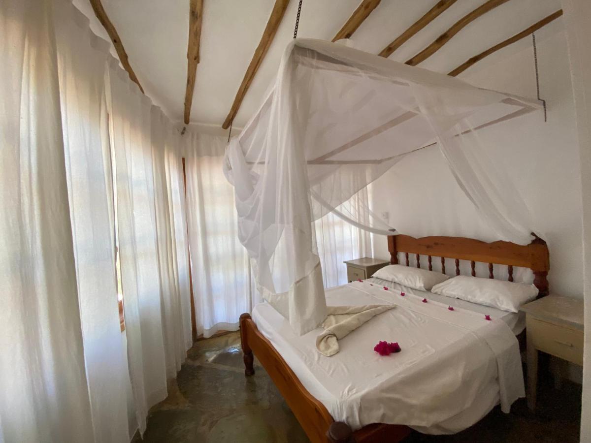 Silver Rock Hotel Malindi Exterior photo