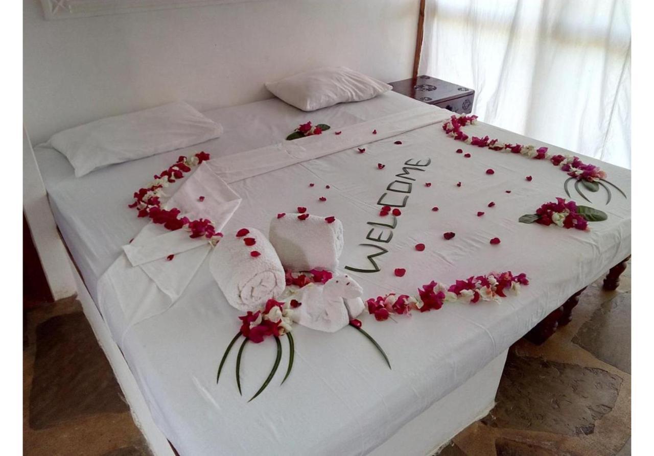 Silver Rock Hotel Malindi Exterior photo